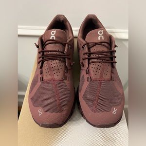 On Running Women's Athletic Shoes Burgundy Mesh